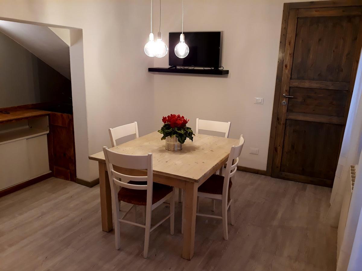 Casa Giulietta & Romeo Apartment Монтекио Маджоре Екстериор снимка