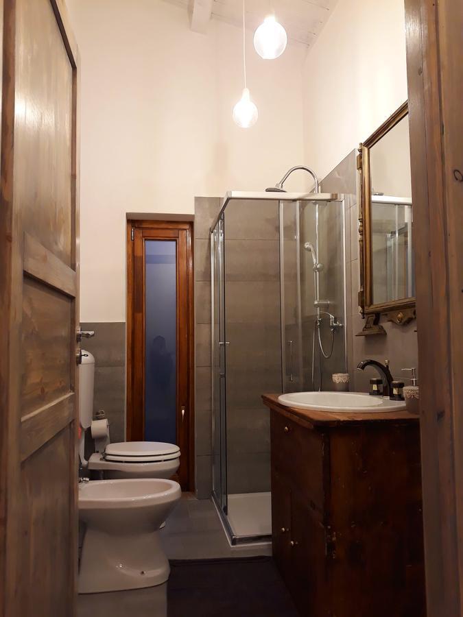 Casa Giulietta & Romeo Apartment Монтекио Маджоре Екстериор снимка