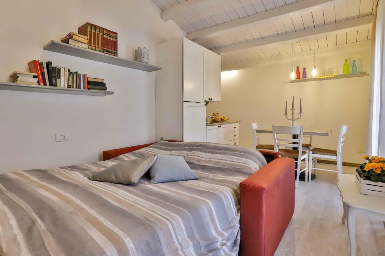 Casa Giulietta & Romeo Apartment Монтекио Маджоре Екстериор снимка